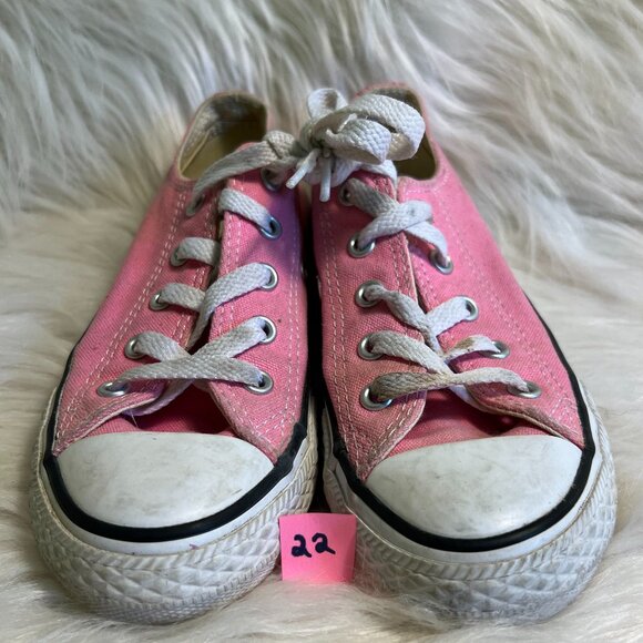 Pink Converse All Stars Kids Size 13 Pre Owned - Picture 1 of 5